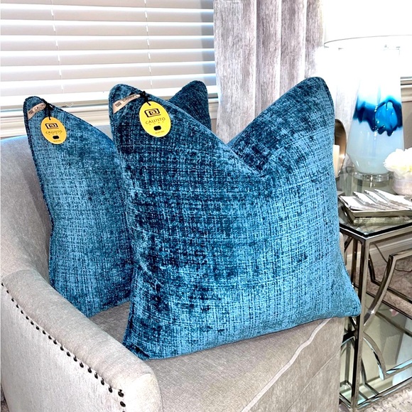 1- NWT CALLISTO HOME DECORATIVE THROW PILLOW (Read description for details) - Picture 5 of 12